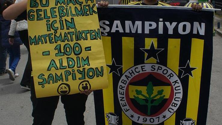 Sosyal medyada Fenerbahçenin şampiyonluk öncesi capsleri
