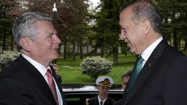 Erdoğandan Alman Cumhurbaşkanına: Sen o aklı kendine sakla