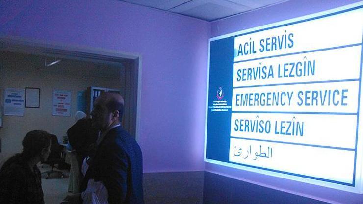 Diyarbakırda kamu hastanelerinde 4 dilde tabela
