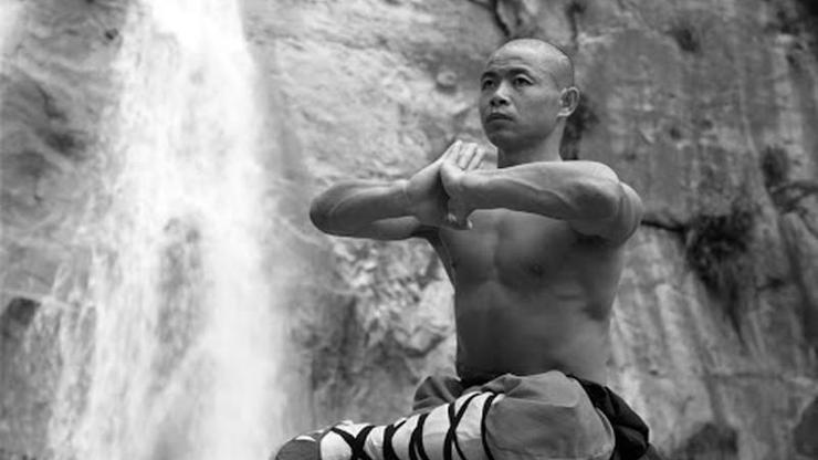 Shaolin rahiplerinin inanılmaz Kung-Fu sanatı