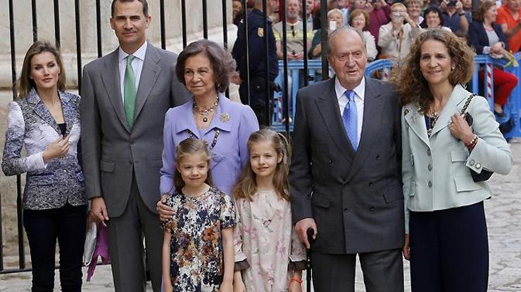 İspanya Kralı tahttan çekildi: Prens Felipe yeni Kral
