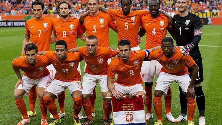 2014 FIFA Dünya Kupasında B Grubu: Hollanda