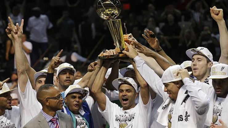 NBA 2013-14 sezonu şampiyonu San Antonio Spurs