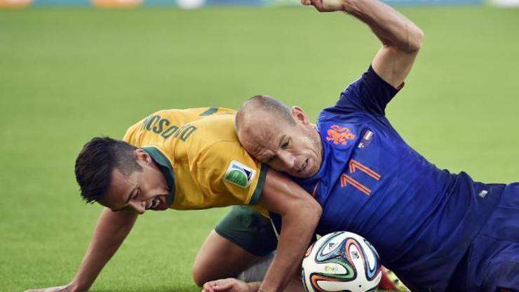 Dünya Kupası B Grubunda Hollanda ve Şili çıkmayı garantiledi