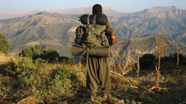 PKK’dan kaçan çocuk ailesine teslim edildi