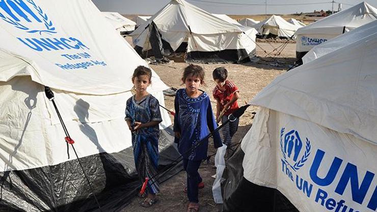Suriyeli mültecileri barındıran ülkelere yardım