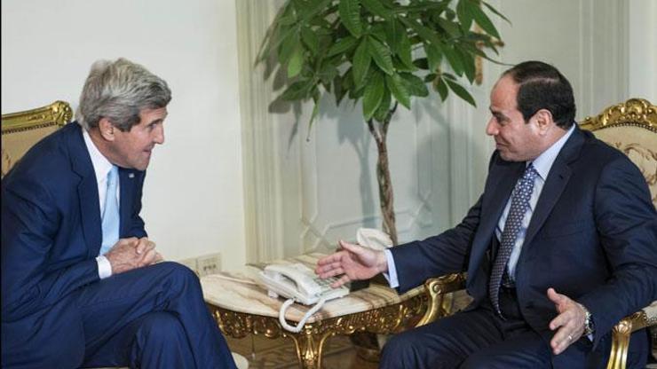 ABD Dışişleri Bakanı John Kerry Mısırda