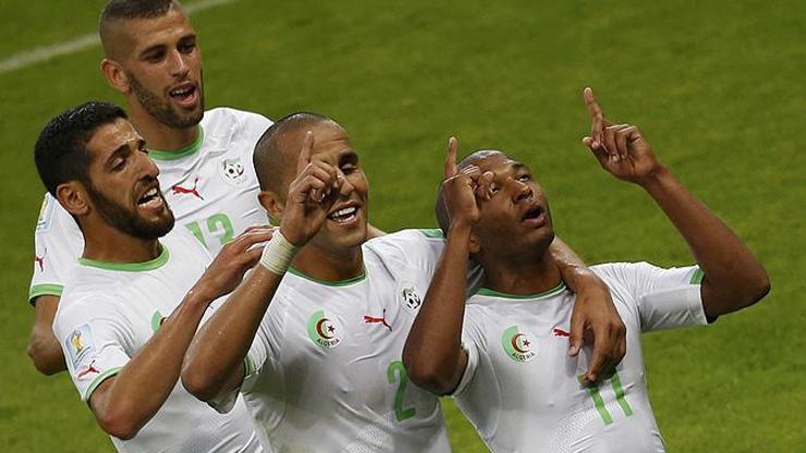 Cezayir mutluluktan uçuyor