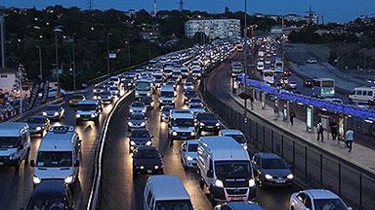 İşte İstanbuldaki trafiğin nedeni