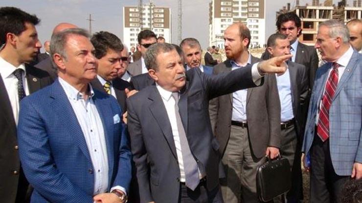 Muammer Güler: Belediye sınırdaki duvarı yıkamaz