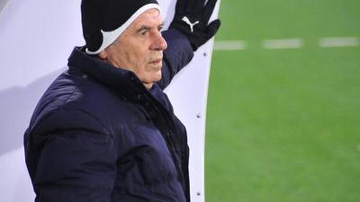 Mustafa Denizli lige beraberlikle başladı