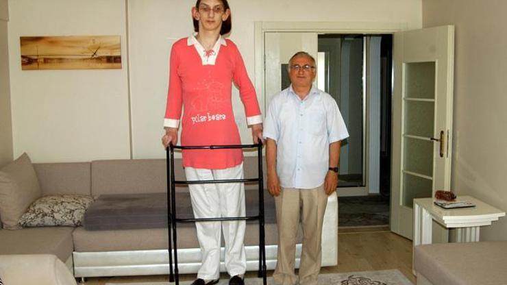 Dünyanın en uzun boylu kız çocuğu Karabükten