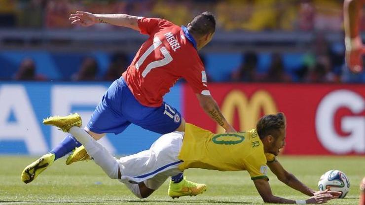 Dünya Kupası 2. Tur: Brezilya - Şili: 3-2 (Penaltılarda)