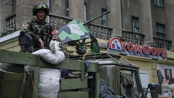 Ukrayna ordusu Donetske doğru ilerliyor
