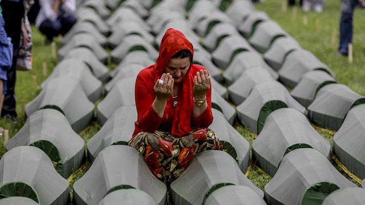 Srebrenitsa katliamının 19. yıldönümü
