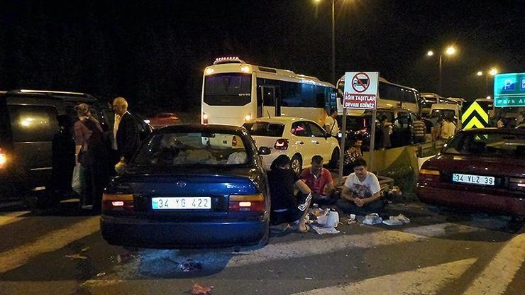 TEM otoyolunda sahur yaptılar