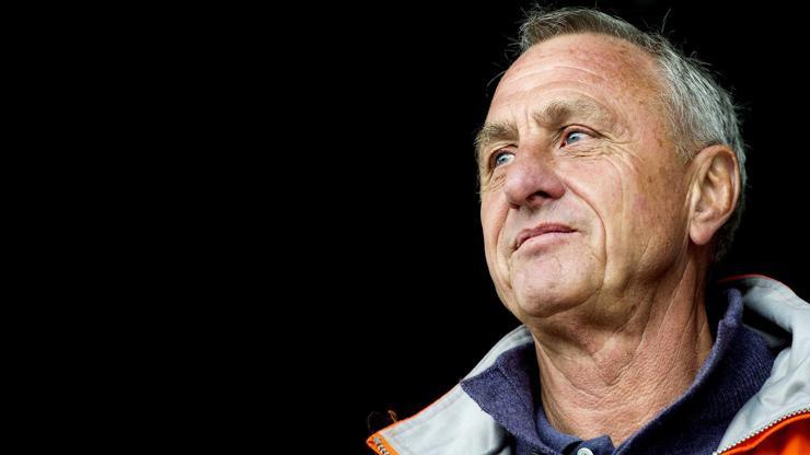 Cruyff: Hollandanın futbolu gözlerimi acıtıyor