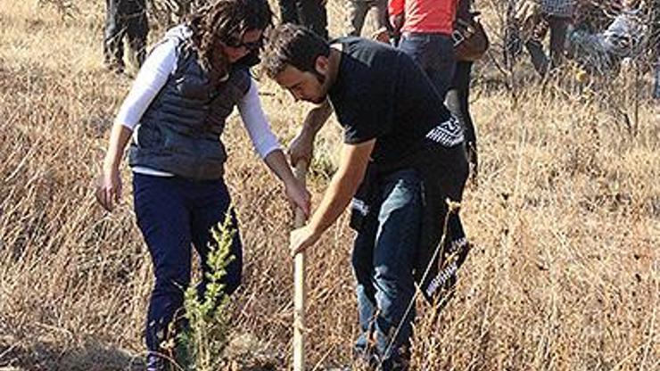 ODTÜ kampüsünde öğrenciler 2 bin 500 ağaç dikti