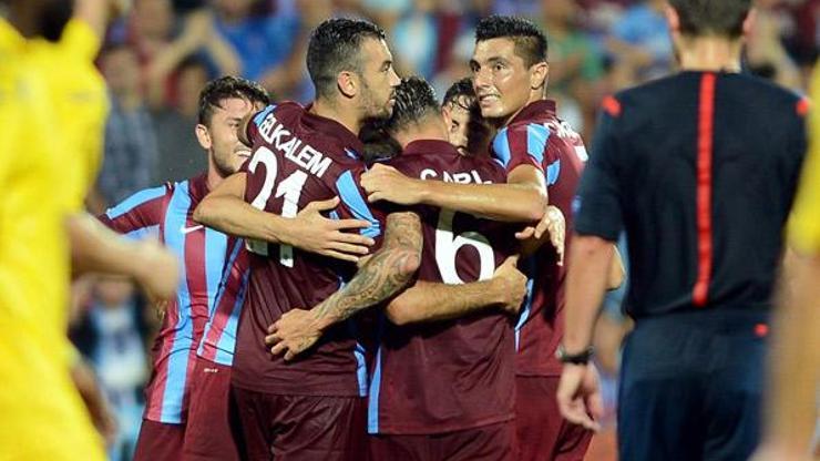 Trabzonspor - Rostov maçından kareler