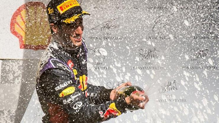 F1de Daniel Ricciardodan peş peşe ikinci zafer