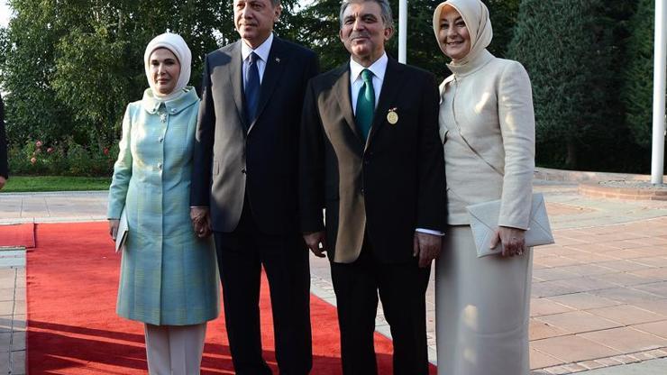 Devir teslim töreninde Gül ve Erdoğandan mesajlar
