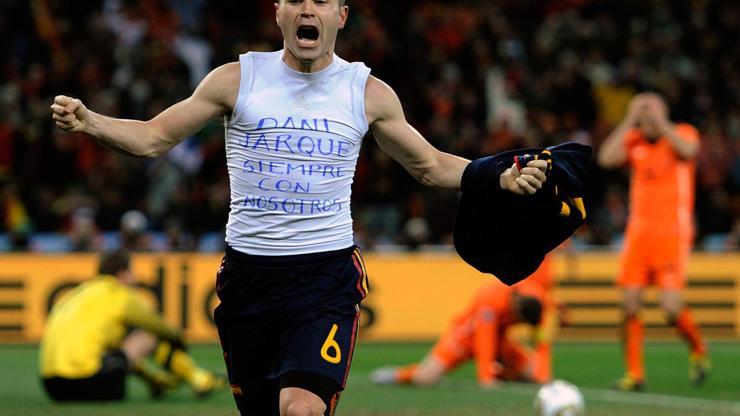 Iniesta İspanya milli takımından çıkarıldı