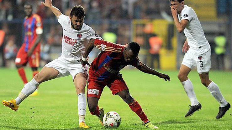 Karabükspor evinde yıkıldı!