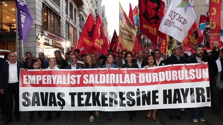 Beyoğlunda tezkere protestosu