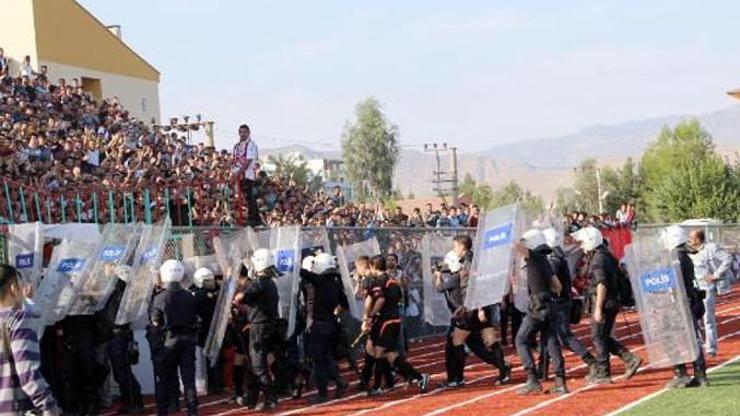 Cizrespor-Göztepe maçında olay çıktı