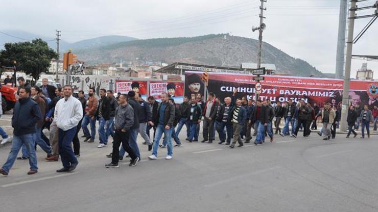 Somadaki maden işçileri Ermeneke gidiyor