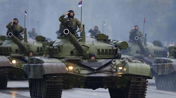 NATO: Rus birlikleri Ukraynaya girdi