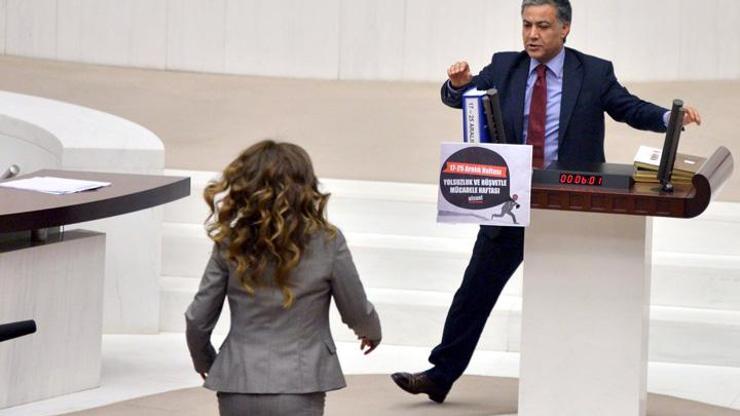 CHPli vekil o pankartı asınca AK Partili kadın vekil kürsüye koştu