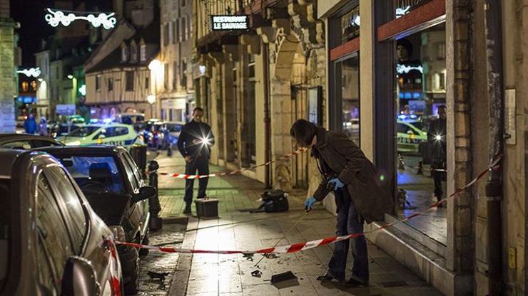 Fransada sürücü aracını yayaların üzerine sürdü: 11 yaralı