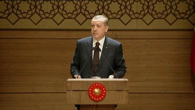 Cumhurbaşkanı Erdoğan özel görüşmeleri için Yıldız Sarayında
