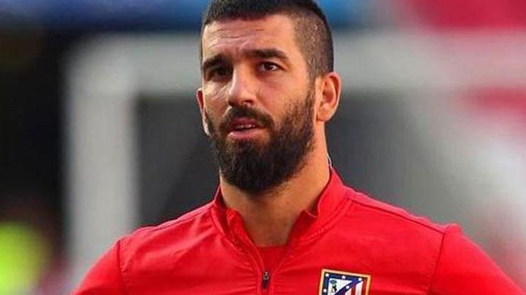 UEFA Yılın En İyi 11ini açıkladı: Arda Turan...