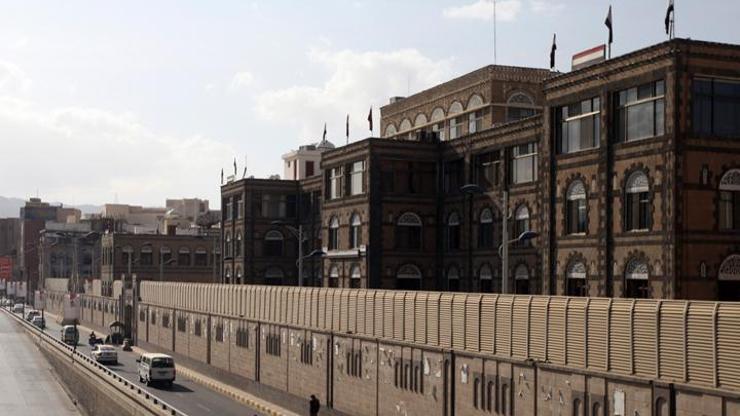 Yemende Husi militanları Başkanlık Sarayına girdi