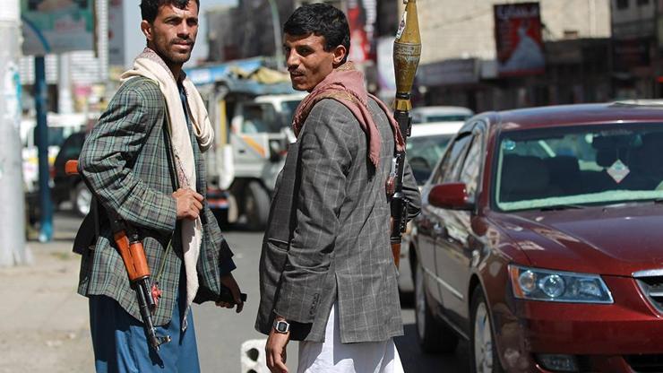 Yemende Husilere pusu: 9 kişi öldürüldü