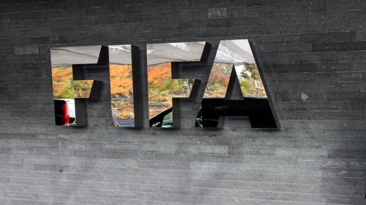 İngiltere FIFAdan parasını geri istiyor