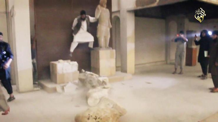 IŞİD, Ninovada arkeoloji müzesini yerle bir etti