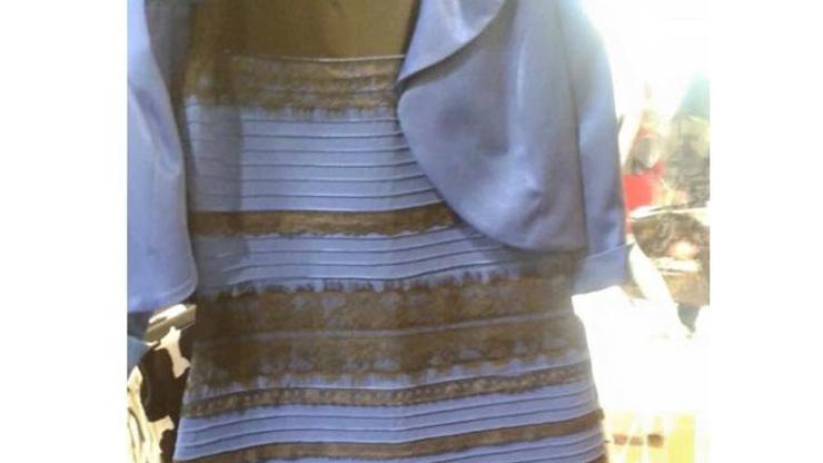Dünya bu elbisenin rengini konuşuyor