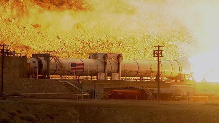 NASA bugüne kadarki en güçlü roketi test etti