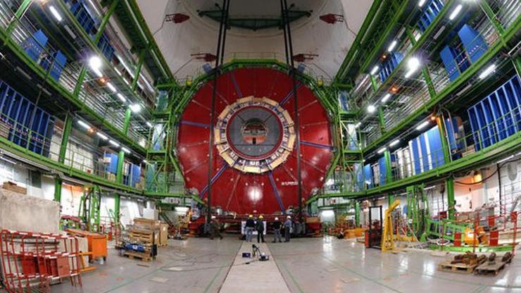 Büyük Hadron Çarpıştırıcısı iki yıl aradan sonra tekrar çalışıyor