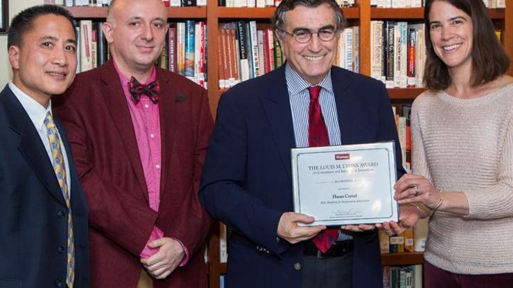 Harvard: Bu ödül Hasan Cemalin çünkü...