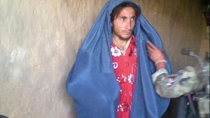 IŞİD militanları kadın kılığında kaçmaya çalışıyor