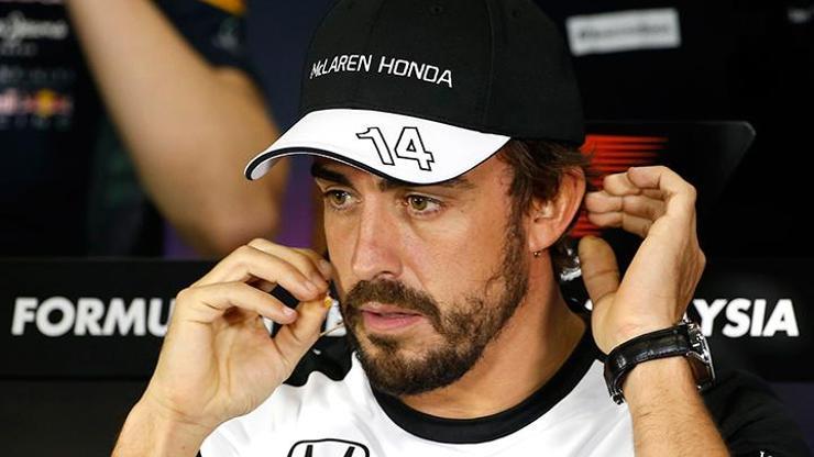 Fernando Alonso dönüyor