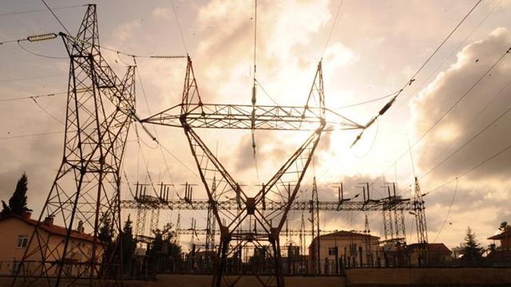 8 saatlik elektrik kesintisinin faturası 1 milyar doları aştı