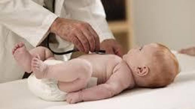 Bebeklerde mide reflüsü
