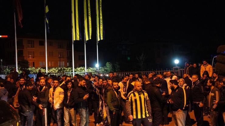 Fenerbahçeye İstanbulda coşkulu karşılama