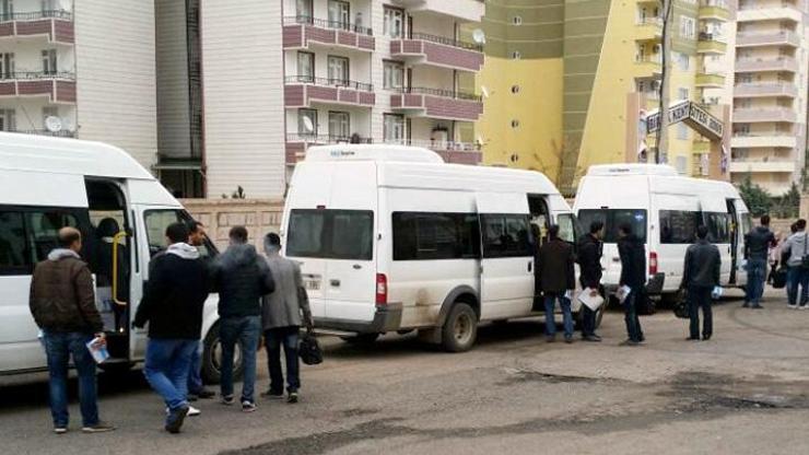 Şanlıurfa DEDAŞ binasına taşlı saldırı