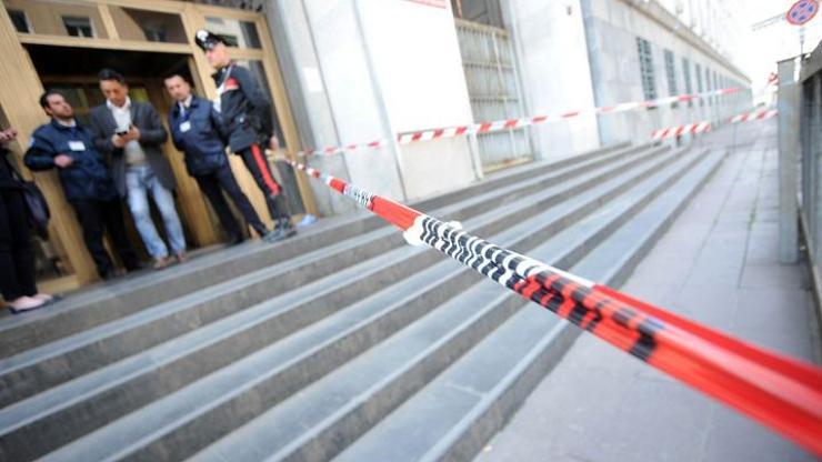 İtalyada Adalet Sarayında silahlı saldırı